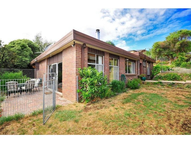 27 Newlands Street, Trevallyn TAS 7250