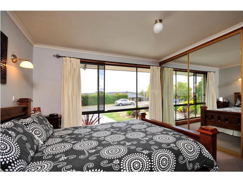 49 Rowland Crescent, Summerhill TAS 7250