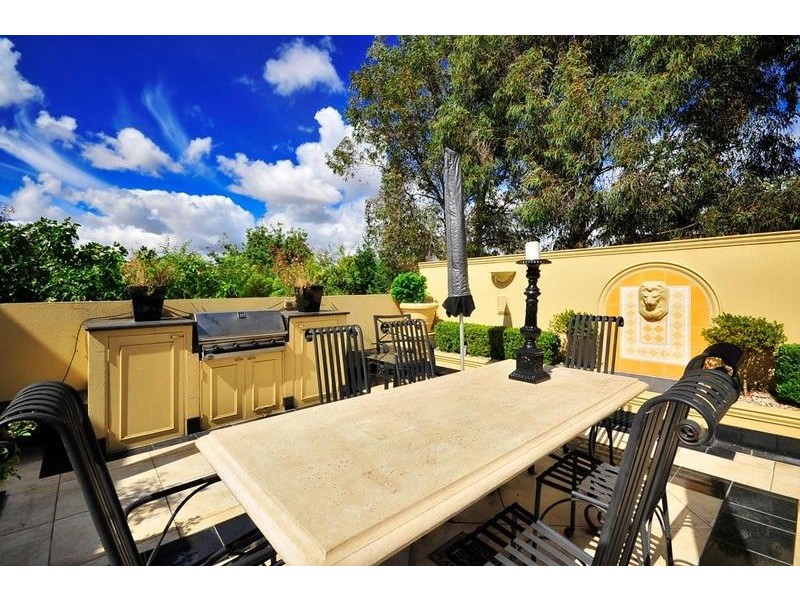 140 St John Street, Launceston TAS 7250