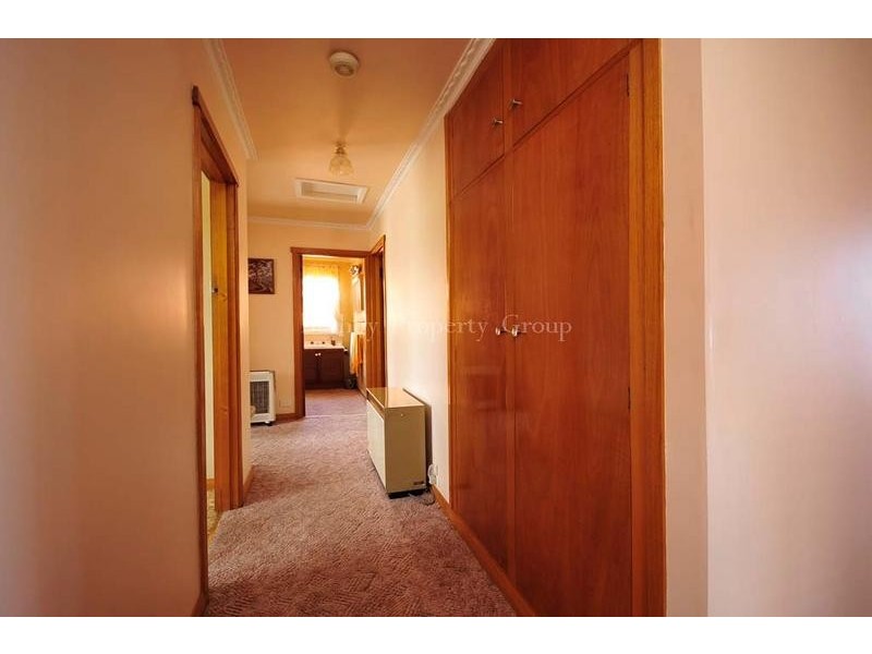 10 Karpaty Avenue, Newnham TAS 7248