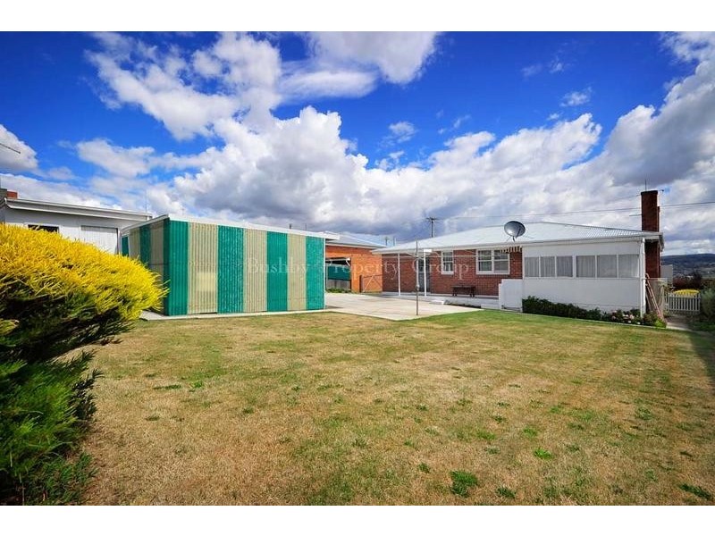 10 Karpaty Avenue, Newnham TAS 7248