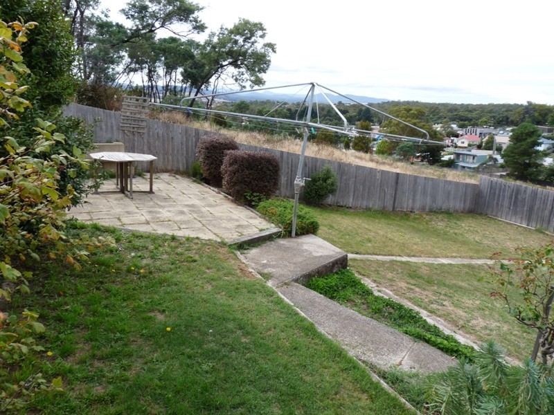 4 Kerran Crescent, South Launceston TAS 7249