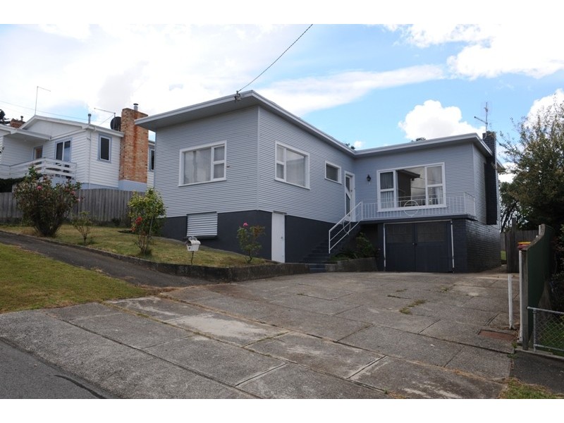 4 Kerran Crescent, South Launceston TAS 7249