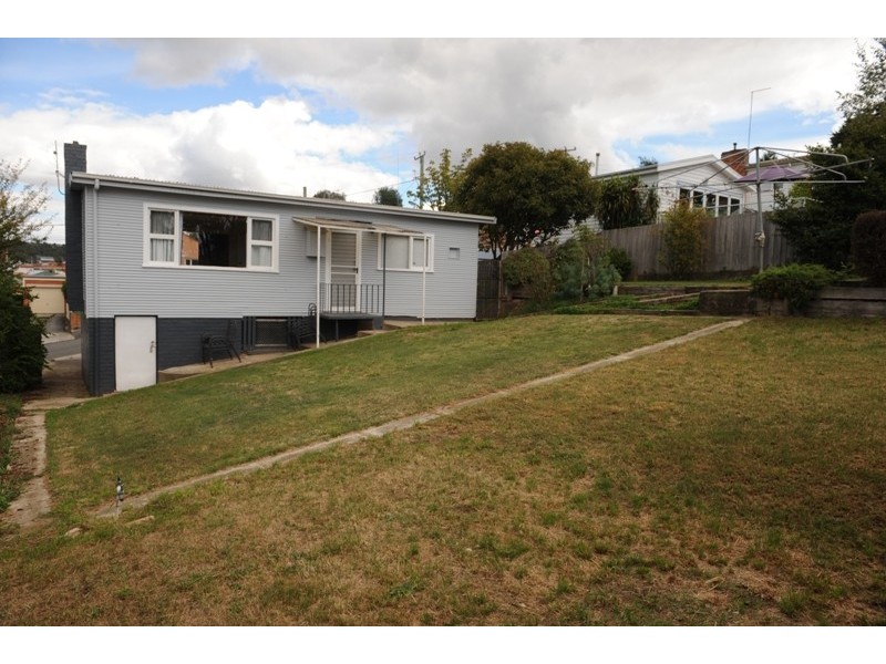 4 Kerran Crescent, South Launceston TAS 7249