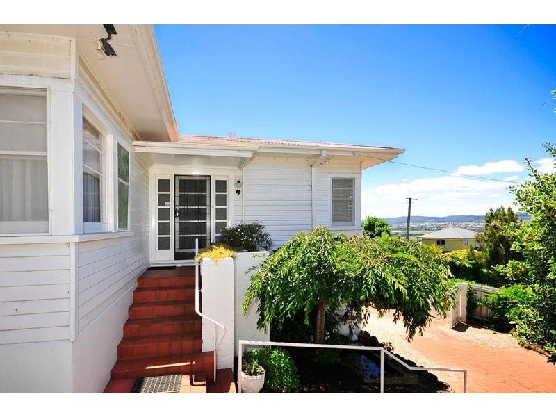 19 Osborne Avenue, Trevallyn TAS 7250