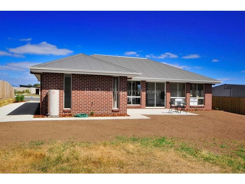 7 Sapphire Court, Perth TAS 7300