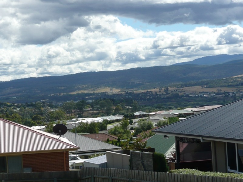 5 Dorothy Court, Youngtown TAS 7249