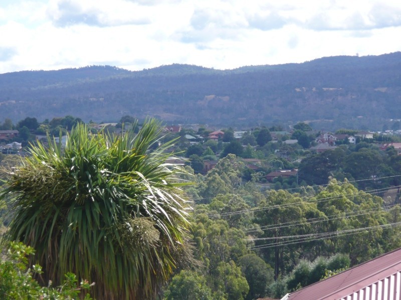 5 Dorothy Court, Youngtown TAS 7249