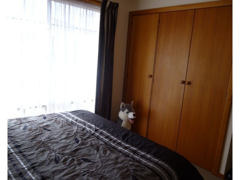 2/32 Camira Street, Newnham TAS 7248