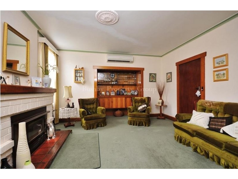 9 Albion Street, Invermay TAS 7248