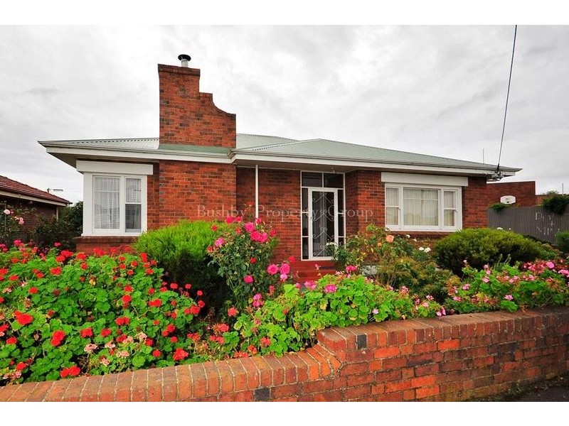 2 Tompsons Lane, Newnham TAS 7248
