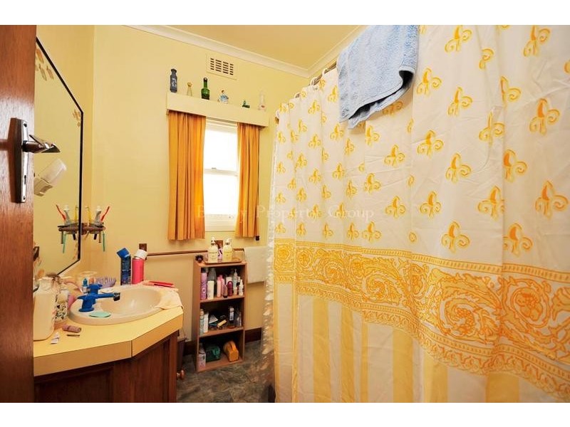 2 Tompsons Lane, Newnham TAS 7248