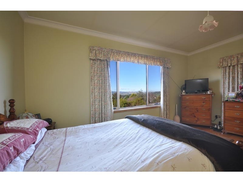 60 Charlton Street, Norwood TAS 7250