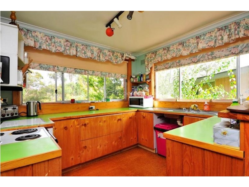 28 Veronica Crescent, Norwood TAS 7250