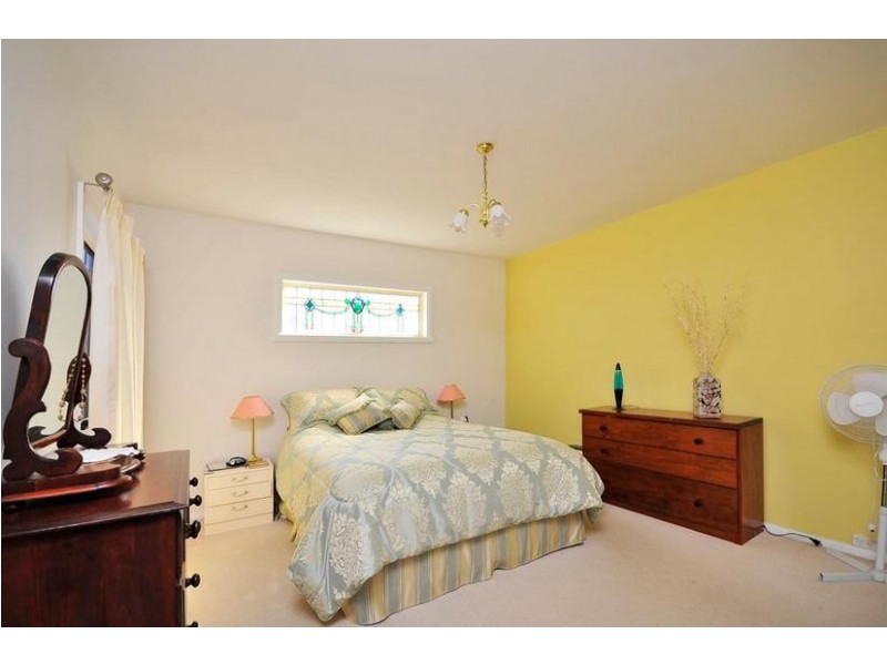 8 Ormley Street, Kings Meadows TAS 7249