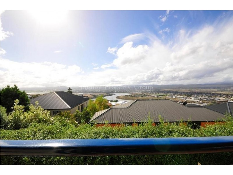 1 Gourlay Court, Trevallyn TAS 7250