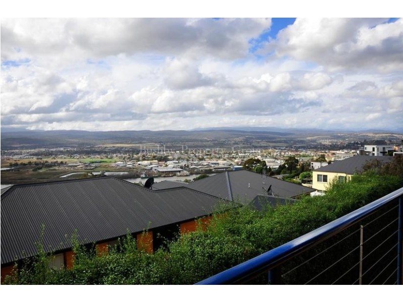 1 Gourlay Court, Trevallyn TAS 7250