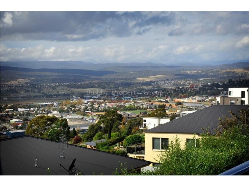 1 Gourlay Court, Trevallyn TAS 7250