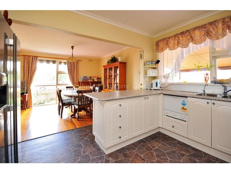 2 Greenway Avenue, Norwood TAS 7250