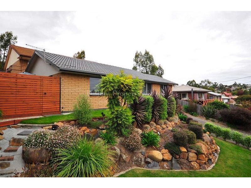 1/71 Outram Street, Summerhill TAS 7250