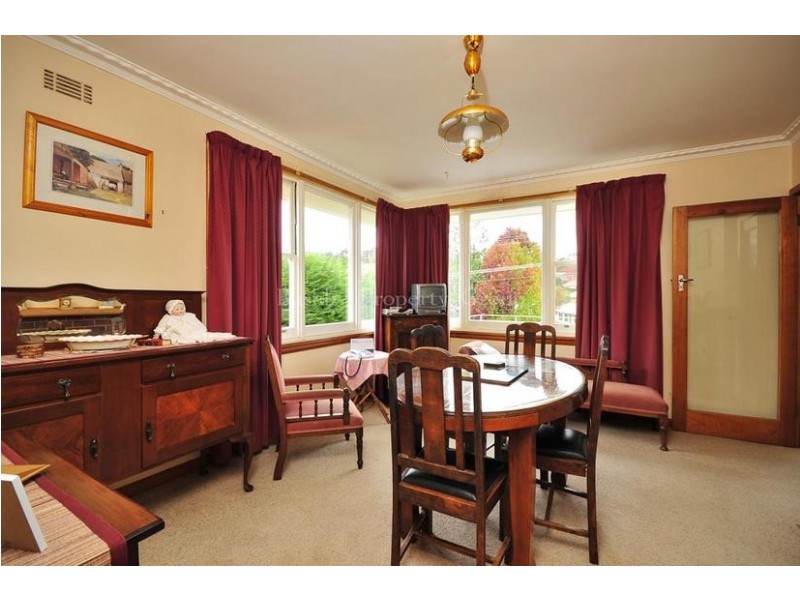 82 Cherry Road, Trevallyn TAS 7250