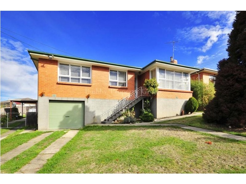 19 Meadowbank Road, Newnham TAS 7248
