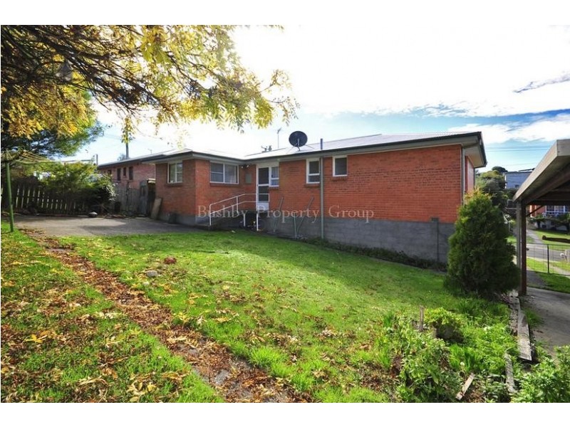 19 Meadowbank Road, Newnham TAS 7248