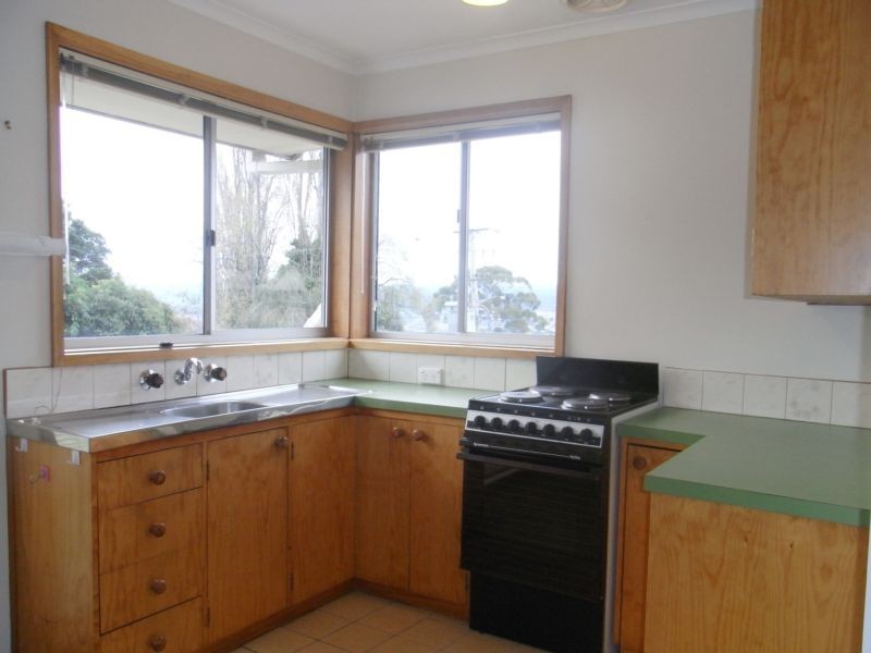 2/9 Ashleigh Avenue, West Launceston TAS 7250