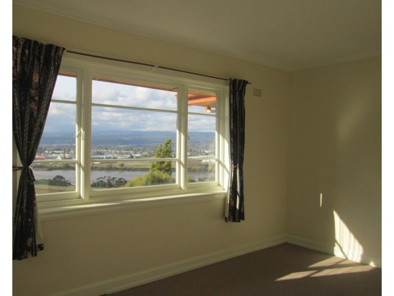 2/4 Gorge Road, Trevallyn TAS 7250