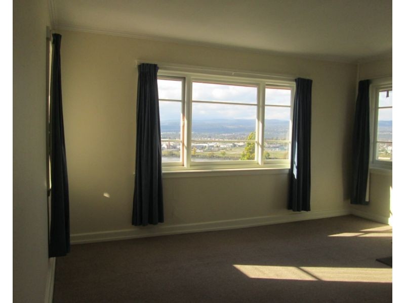 2/4 Gorge Road, Trevallyn TAS 7250