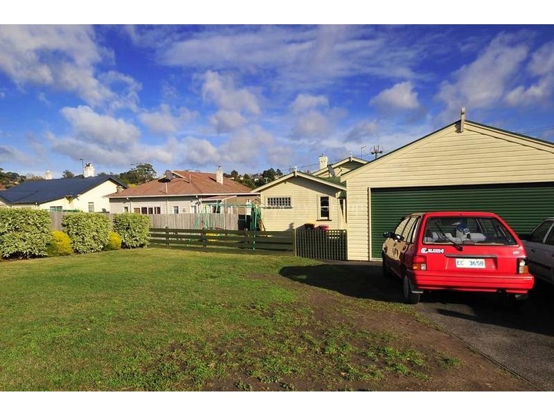 35 Hobart Road, Kings Meadows TAS 7249