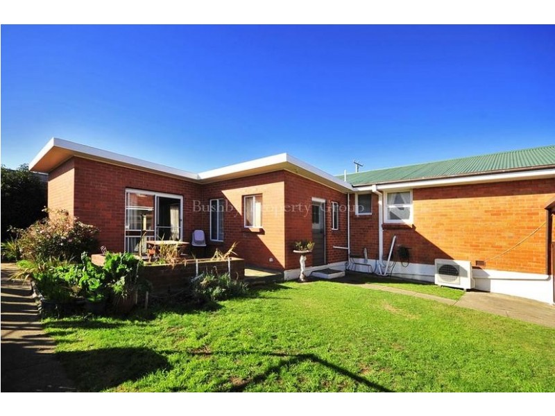 18 Cornwall Crescent, Newnham TAS 7248