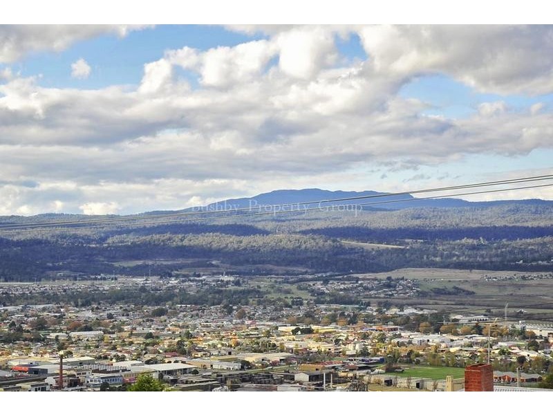 12 Denman Road, Trevallyn TAS 7250