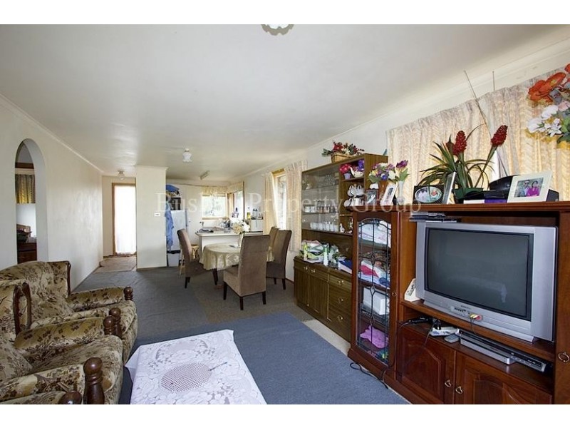 4/1-3 Newnham Close, Newnham TAS 7248