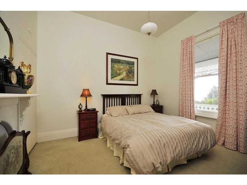 33 Bain Terrace, Trevallyn TAS 7250