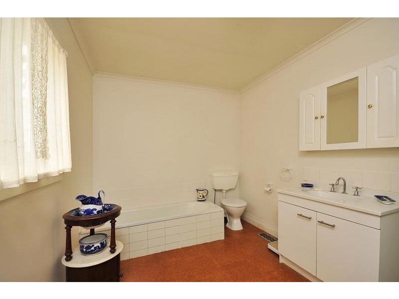 33 Bain Terrace, Trevallyn TAS 7250