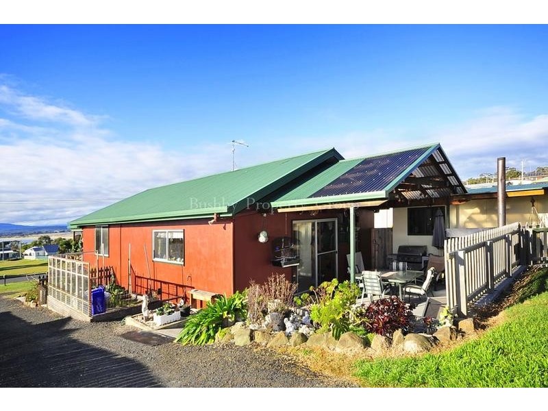 21 Walter Street, Bridport TAS 7262