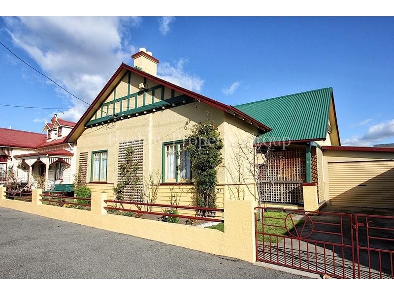 21 South Street, Invermay TAS 7248
