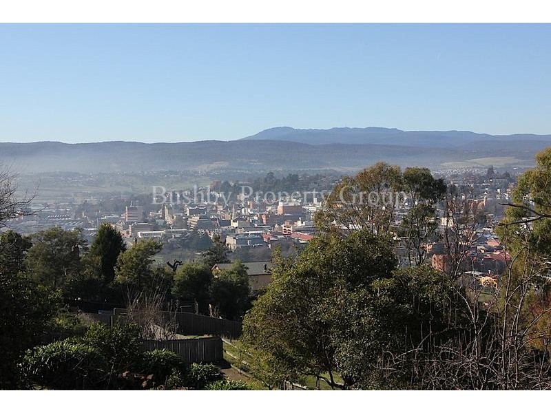 11A Delamere Crescent, Trevallyn TAS 7250