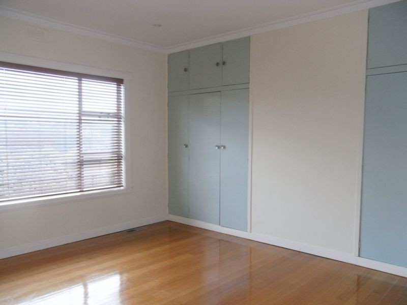 11 Cue Street, Youngtown TAS 7249