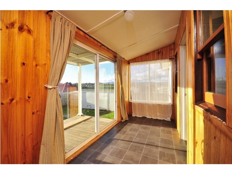 42 Riseley Street, Kings Meadows TAS 7249