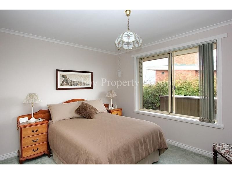 1/2 Summerdale Grove, Summerhill TAS 7250