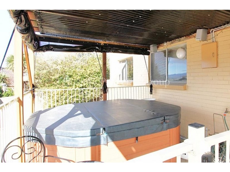 10 Cooper Crescent, Riverside TAS 7250