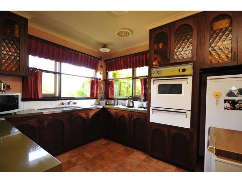 18 Beech Road, Norwood TAS 7250