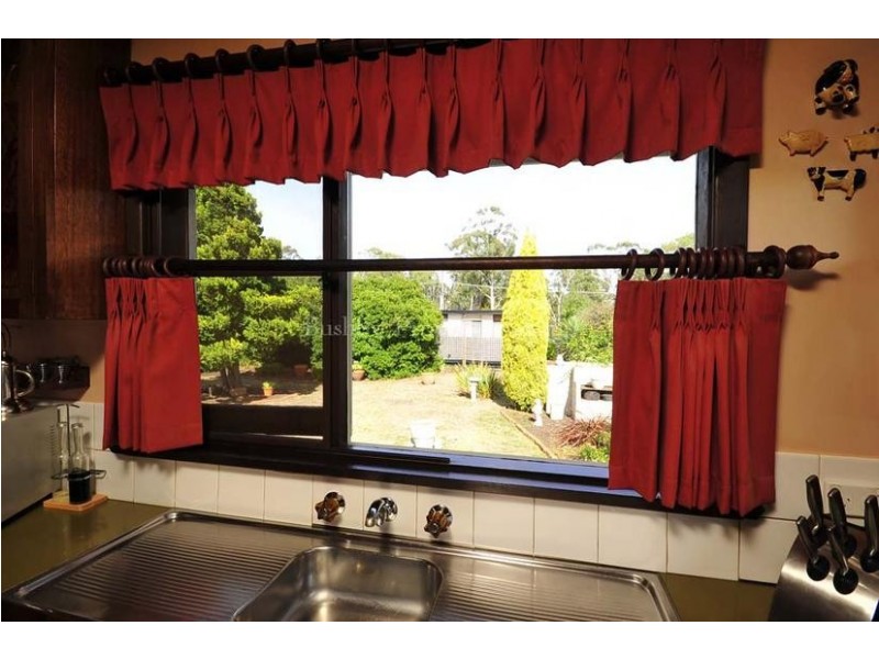 18 Beech Road, Norwood TAS 7250