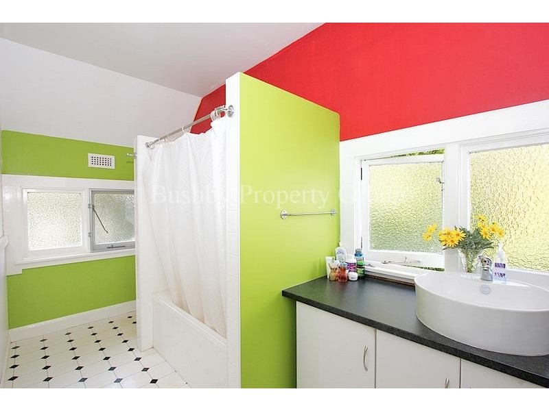 1 Bowen Avenue, Trevallyn TAS 7250