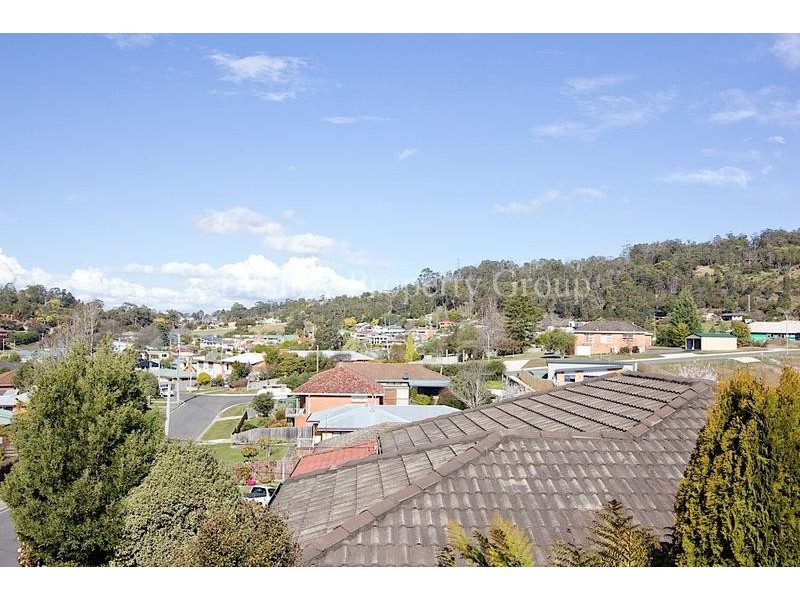 21 Guilford Road, Riverside TAS 7250