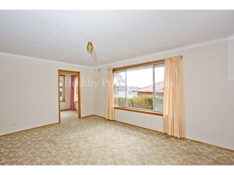 2 Waveney Street, South Launceston TAS 7249
