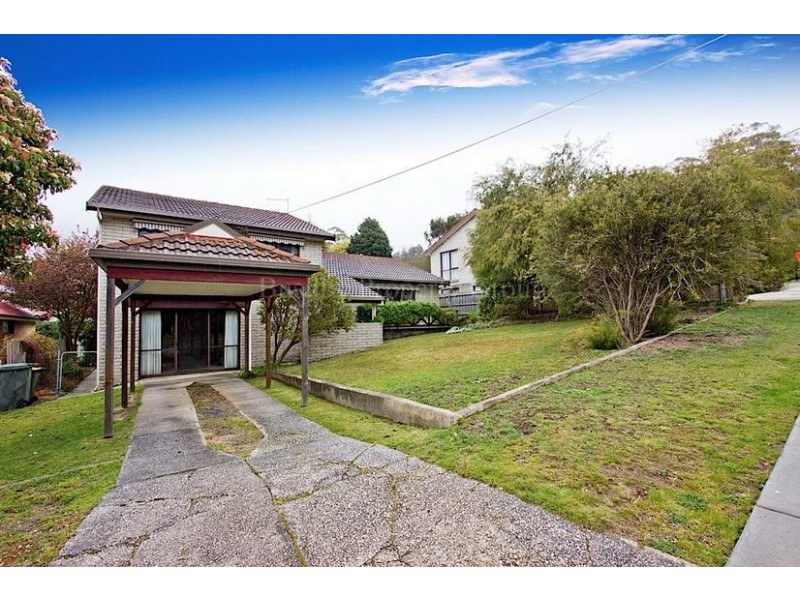 15 Woolston Street, Trevallyn TAS 7250