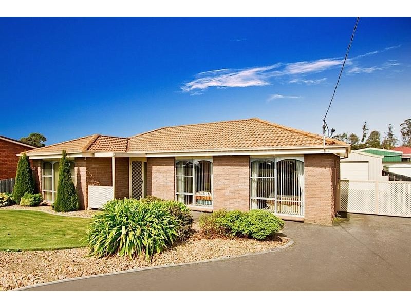 16 Walnut Grove, Summerhill TAS 7250